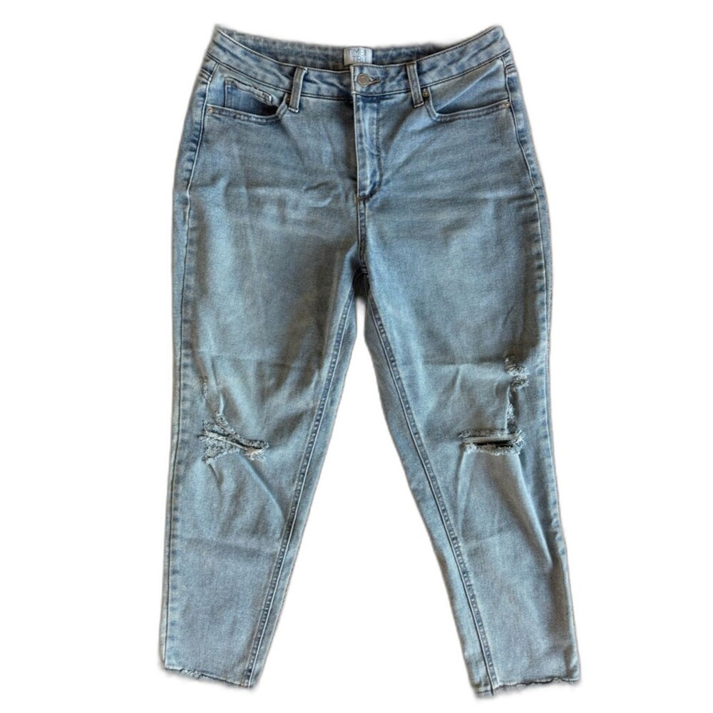 Time and Tru Womens Distressed Mom Jeans Size 10 Light Wash High Rise Raw Hem 10